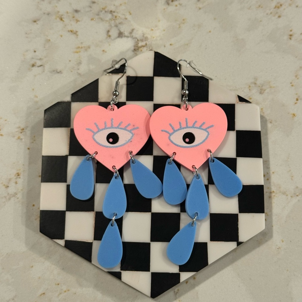 Pink Heart Eye‎ Earrings with Blue Teardrops